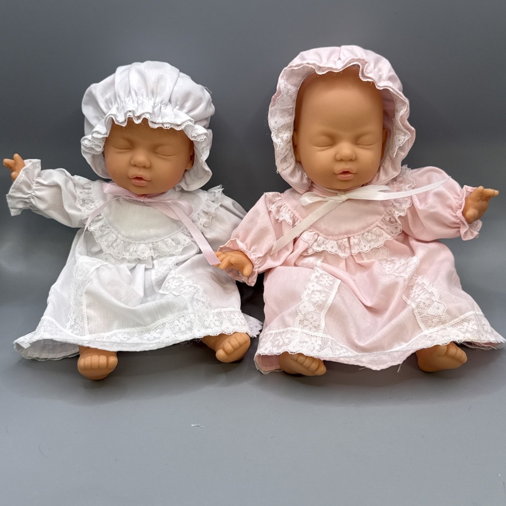 Lot of Two GI-GO Toys Baby Dolls 10" Vinyl Soft Cloth Body